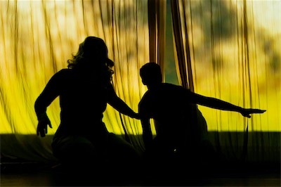 Rachel Rhea Shannon as Vashti and Uki Pavlovic as Kuno